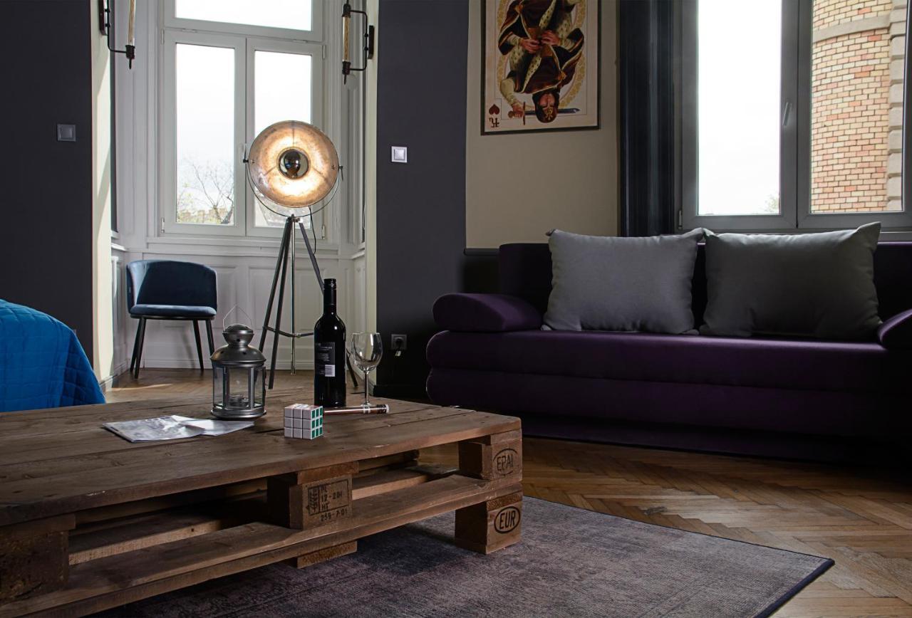 W-Tree Loft Style Apartment Budapest Exteriör bild