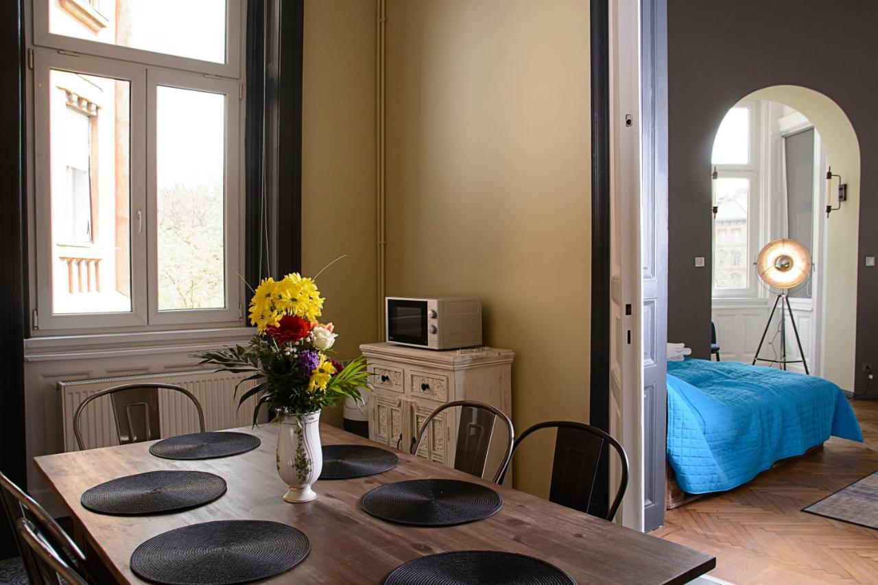 W-Tree Loft Style Apartment Budapest Exteriör bild